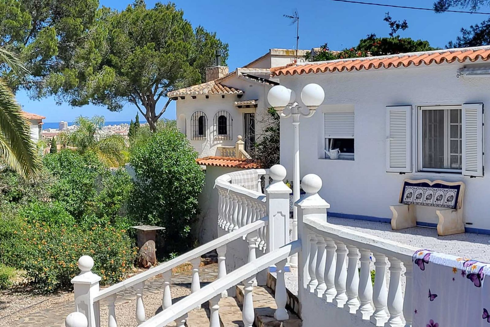 8034DEN Villa mit teilweisem Meerblick zum Verkauf in El Montgó, Denia. 8034DEN Villa mit teilweisem Meerblick zum Verkauf in El Montgó, Denia.