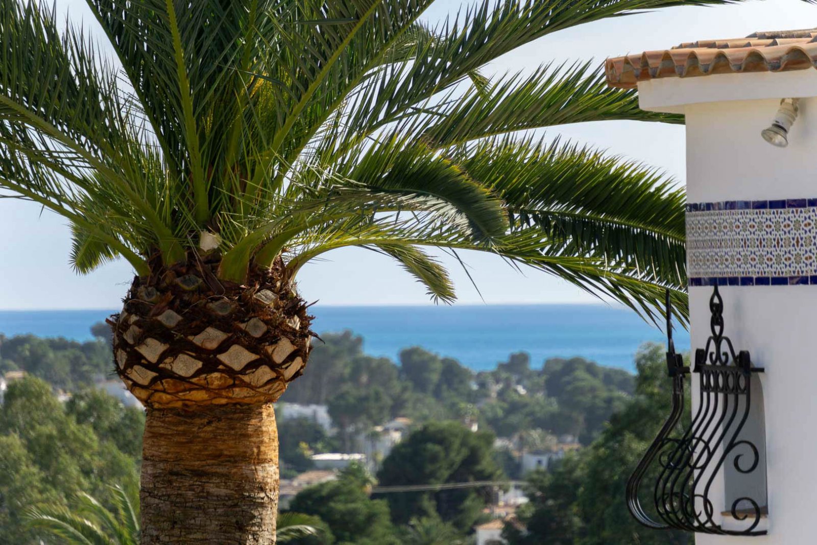 C3XY8323MOR Freistehende Villa mit Pool und Meerblick in Moraira zu verkaufen. C3XY8323MOR Freistehende Villa mit Pool und Meerblick in Moraira zu verkaufen.